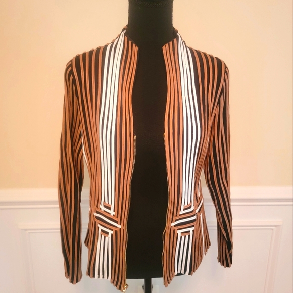 Traveler Chico's Jacket - Picture 9 of 9